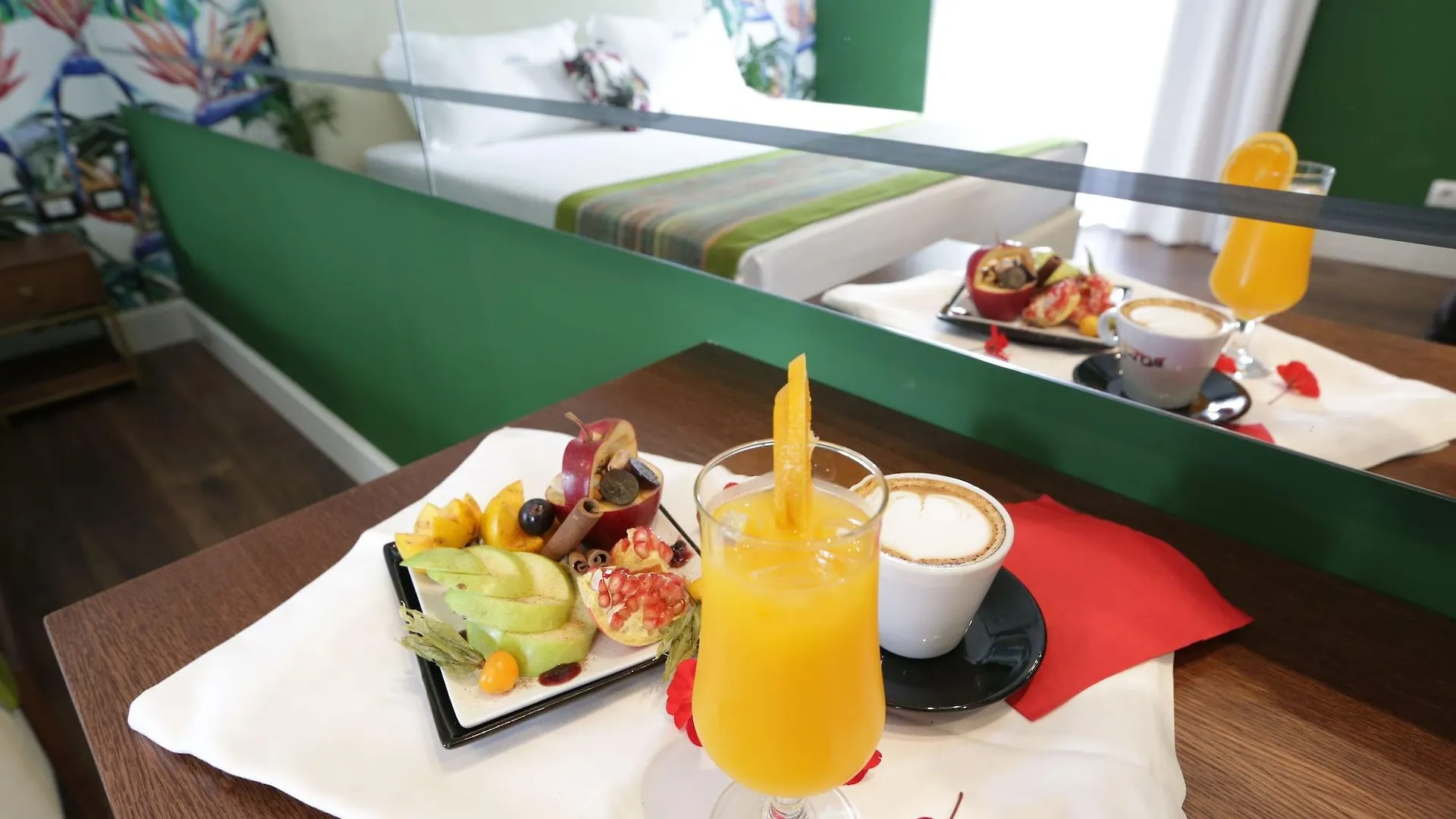 Le Palazzine Hotel Vlorë 4*,