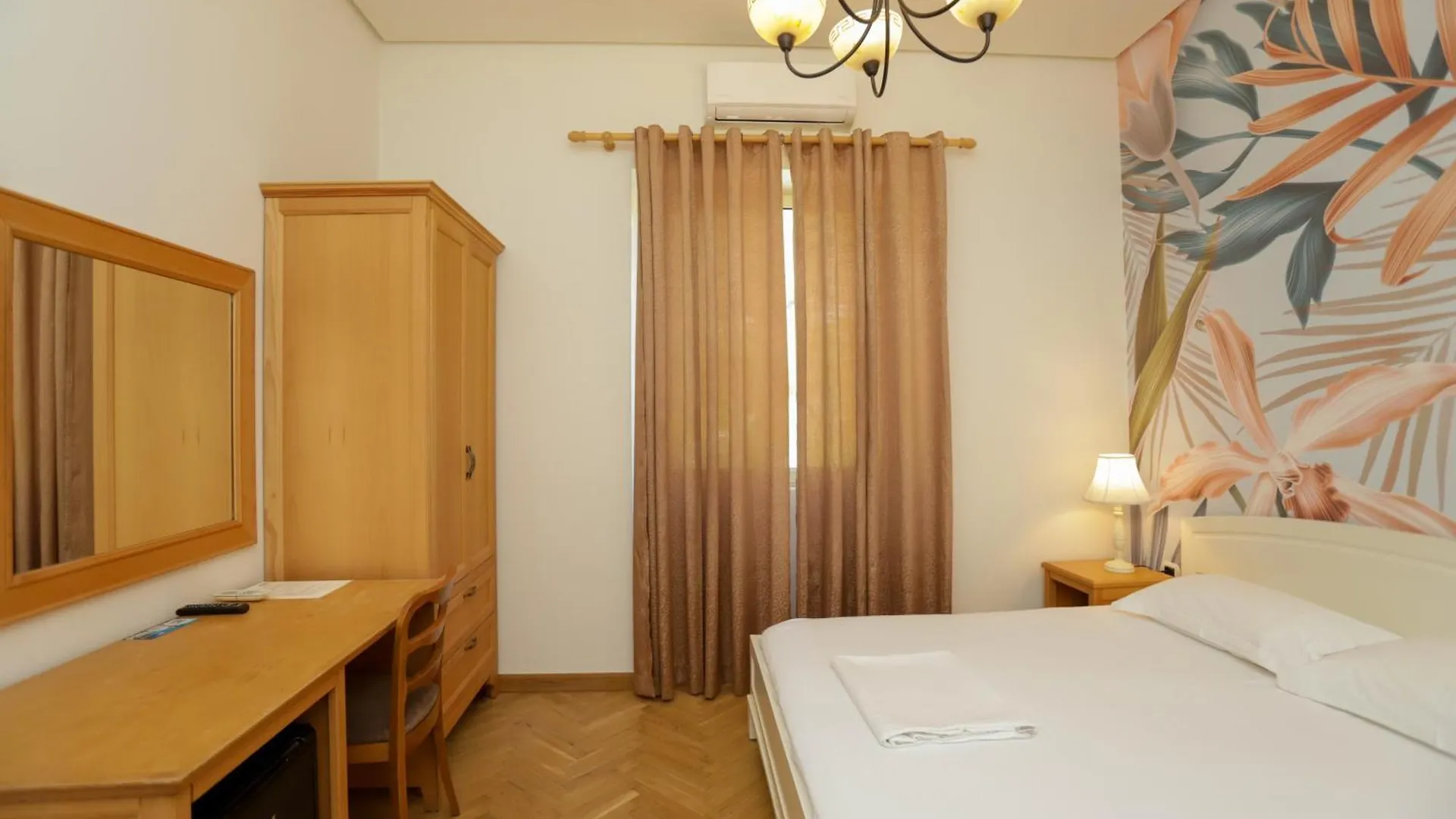 Le Palazzine Hotel Vlorë 4*,