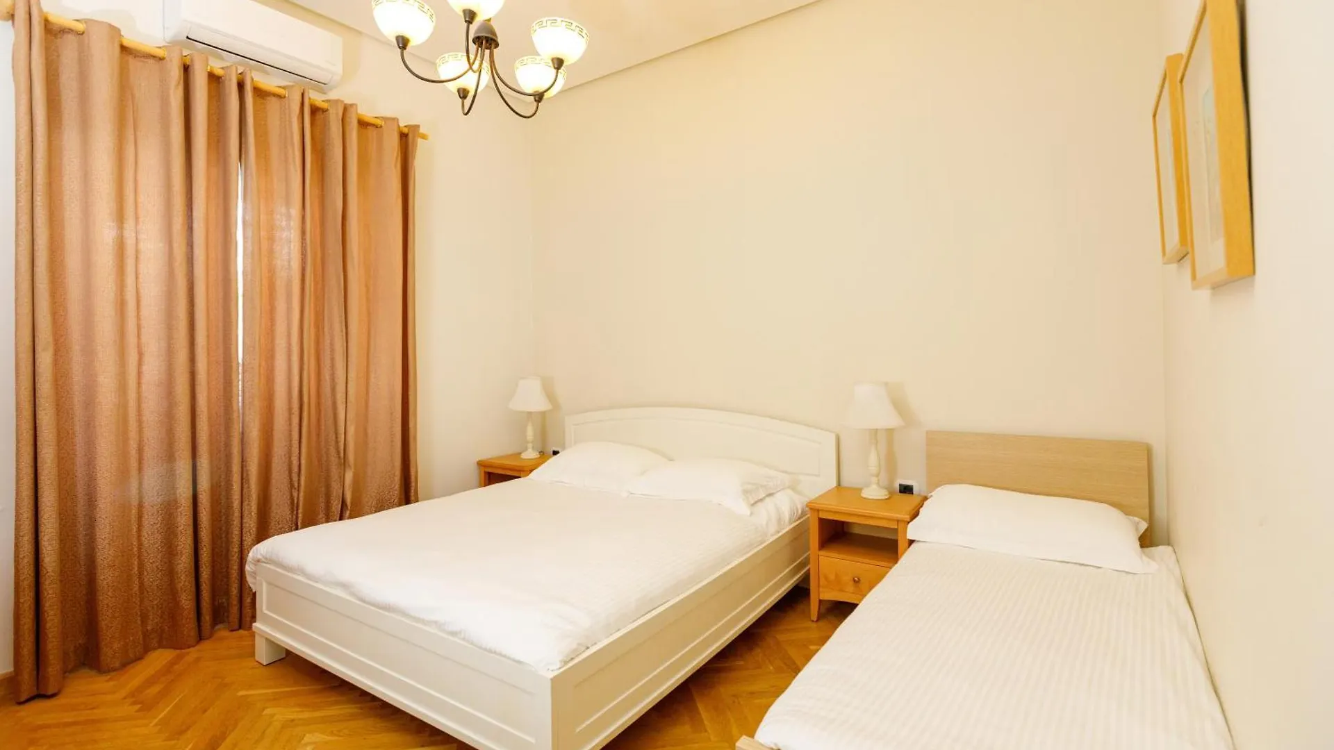 Le Palazzine Hotel Vlorë 4*,