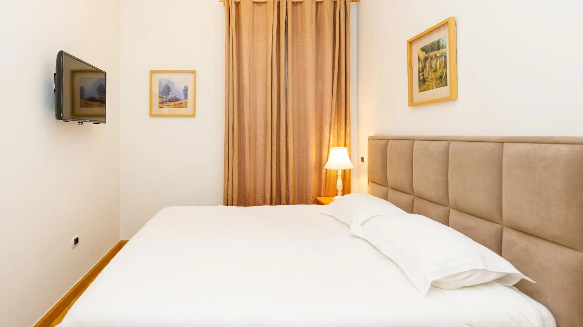 Le Palazzine Hotel Vlorë