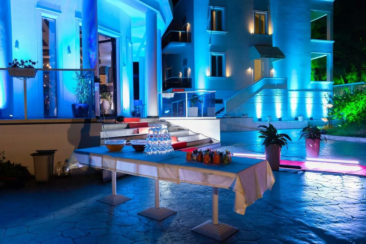 Le Palazzine Hotel Vlorë 4*,  Albania